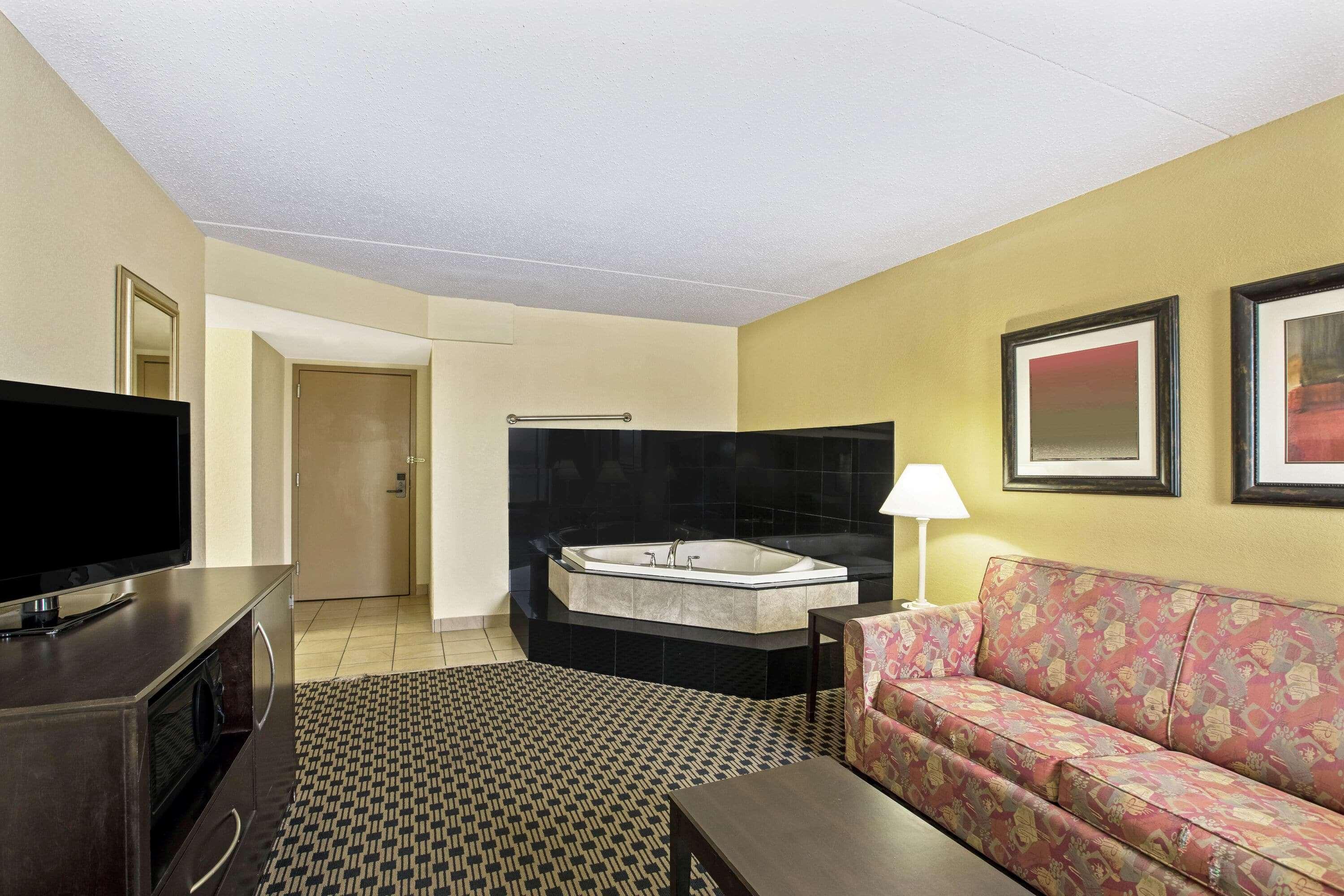 La Quinta By Wyndham Salina Hotell Exteriör bild